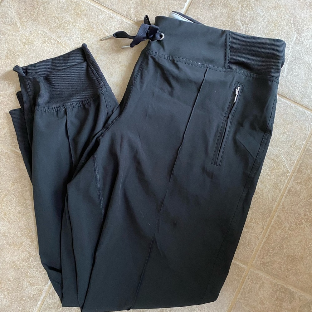 Calvin Klein performance stretch pants. NWOT